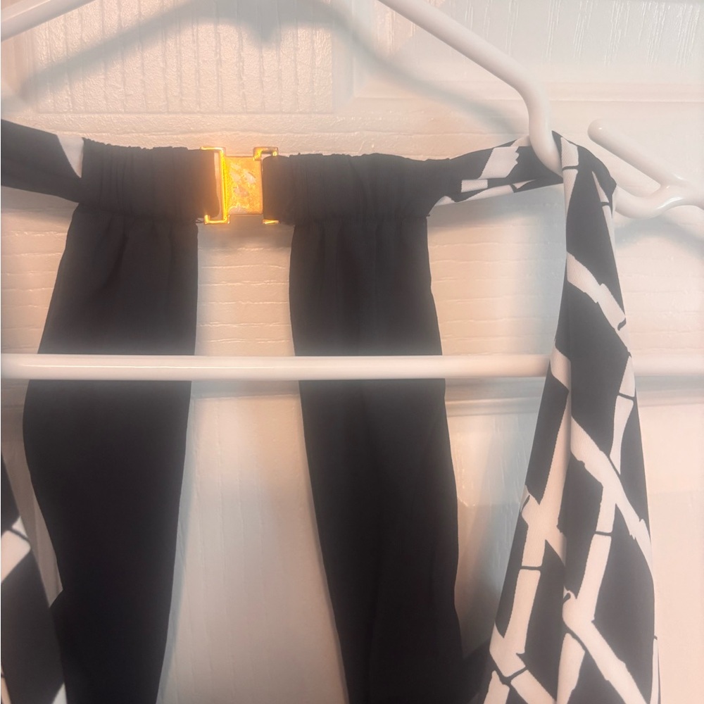 Blue Rod Beattie Navy & White Geometric One-Piece Swimsuit with Gold Accent - Picture 3 of 16